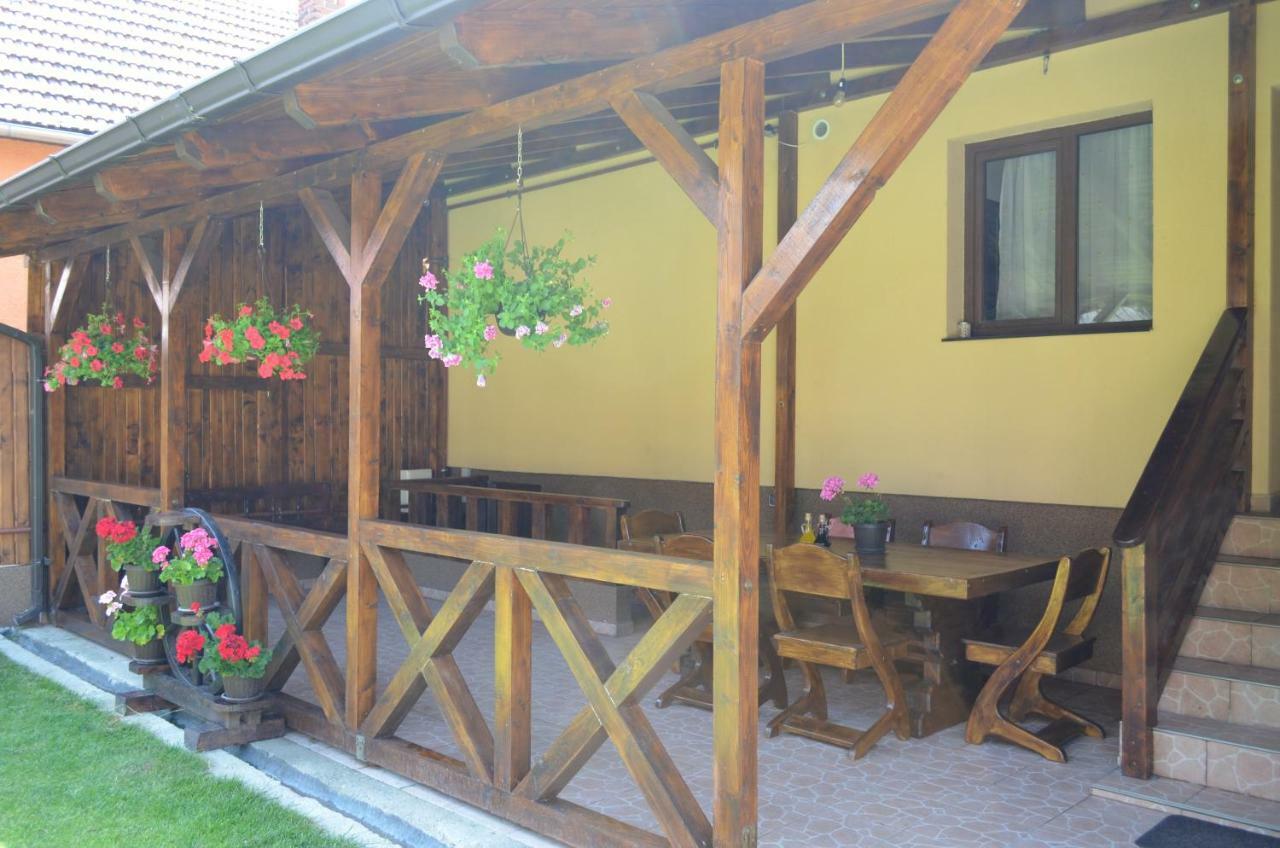 Casa Pricas Villa Alsómoécs Kültér fotó
