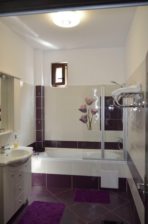 Casa Pricas Villa Alsómoécs Kültér fotó